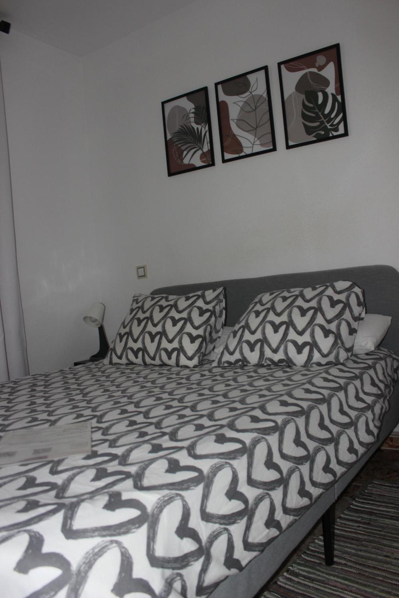 Bustarviejo Casa De Huespedes Villa De Las Hortensias מראה חיצוני תמונה